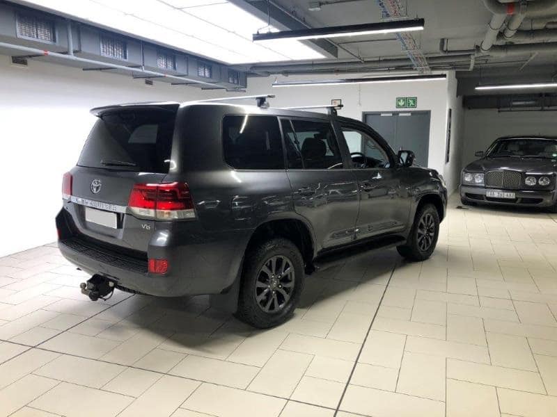 2021 Toyota Land Cruiser V8 VX