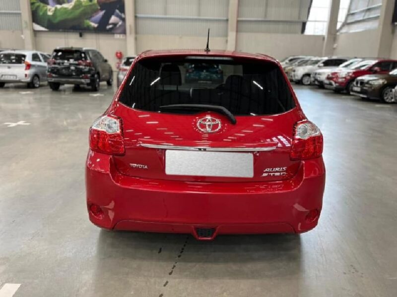 2012 Toyota Auris TRD