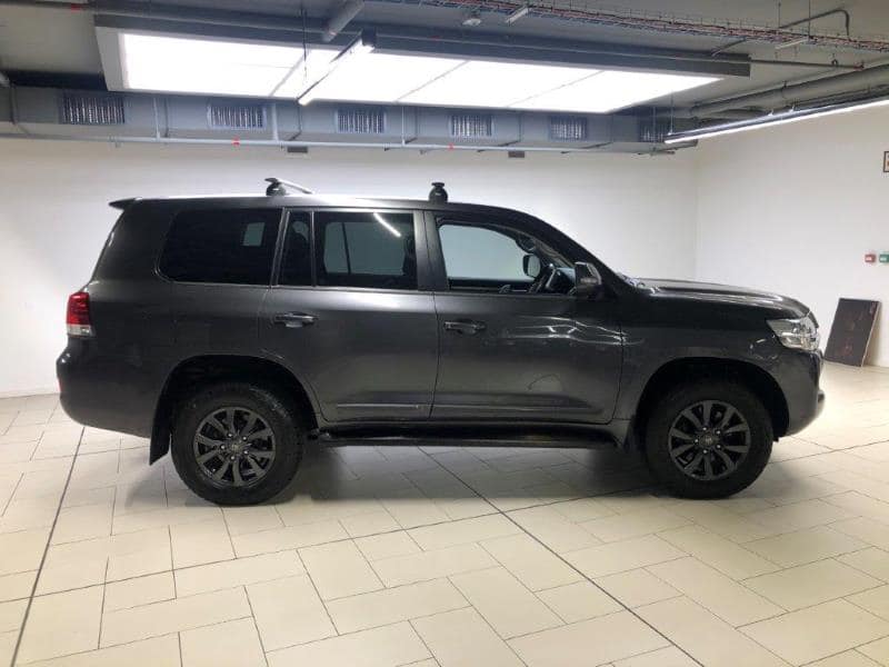 2021 Toyota Land Cruiser V8 VX