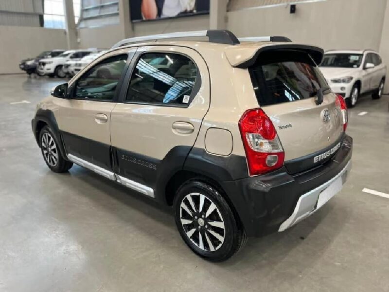 2016 Toyota Etios Cross 1.5