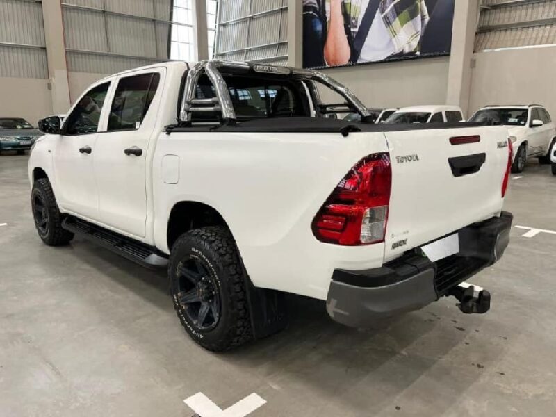 2016 Toyota Hilux 2.8 Double Cab SRX Raider