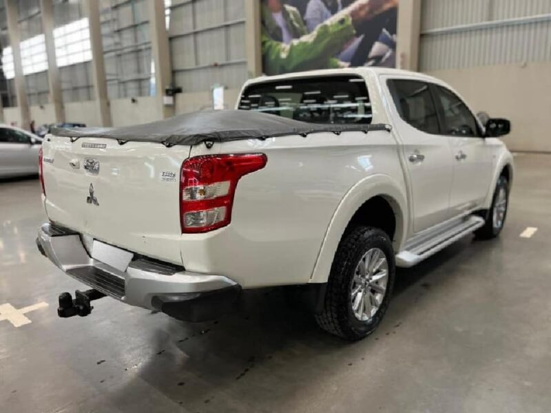 2019 Mitsubishi Triton 2.4 Di-DC AT