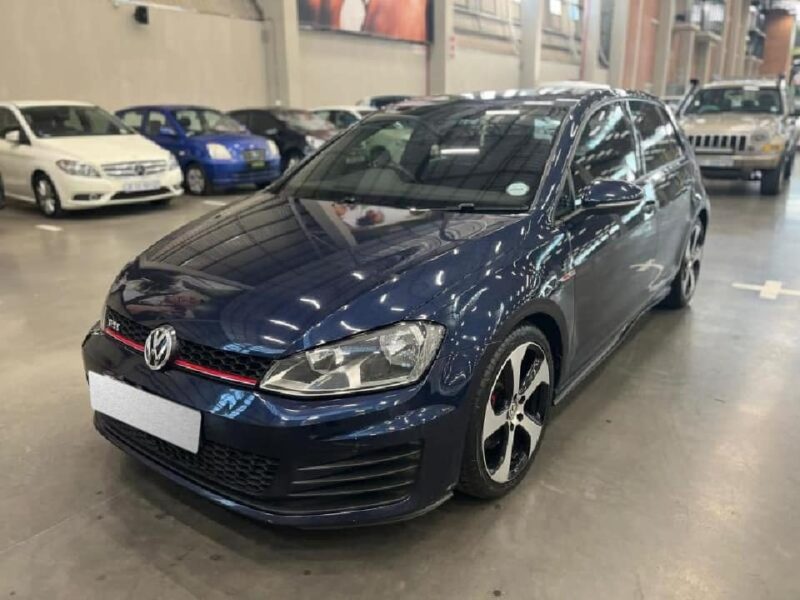 2014 Volkswagen Golf VII GTi 2.0 TSI DSG