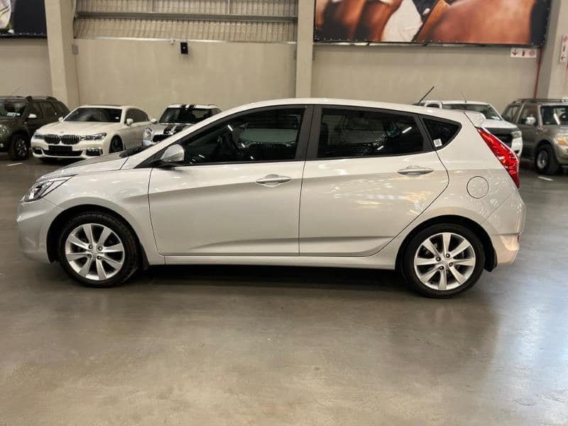 2016 Hyundai Accent 1.6 Fluid 5DR