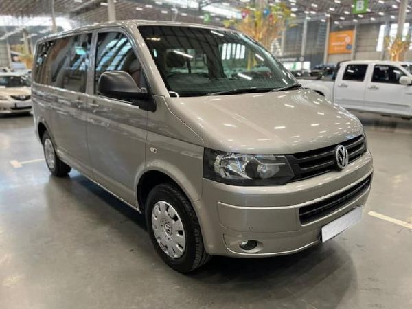 2015 Volkswagen T5/T6 T6 Kombi 2.0 TDi DSG 103kw Trendline