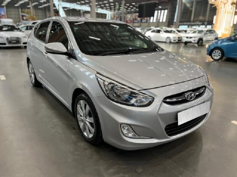 2016 Hyundai Accent 1.6 Fluid 5DR