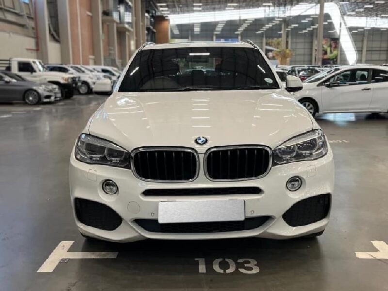 2016 BMW X5 xDrive30d M-Sport Auto (F15). With its xDrive30d