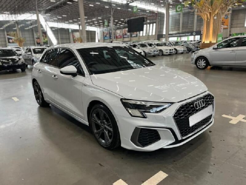 2021 Audi A3 Sportback 35 TFSI S Line