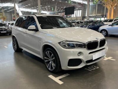 2016 BMW X5 xDrive30d M-Sport Auto (F15). With its xDrive30d