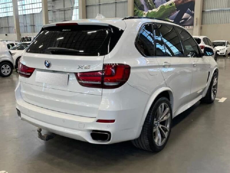 2016 BMW X5 xDrive30d M-Sport Auto (F15). With its xDrive30d