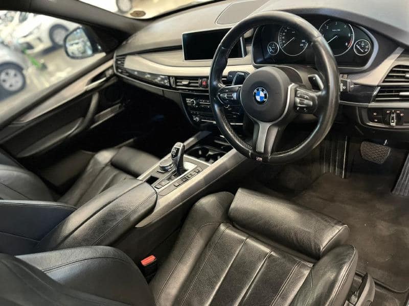 2016 BMW X5 xDrive30d M-Sport Auto (F15). With its xDrive30d